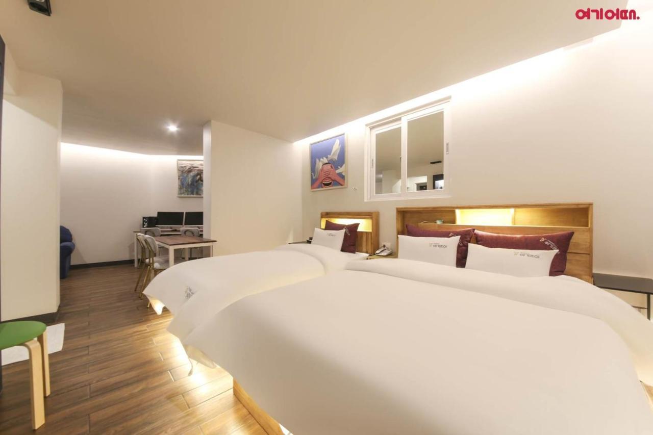 Hotel Yeogijoa Gwangju Metropolitan City Exterior photo